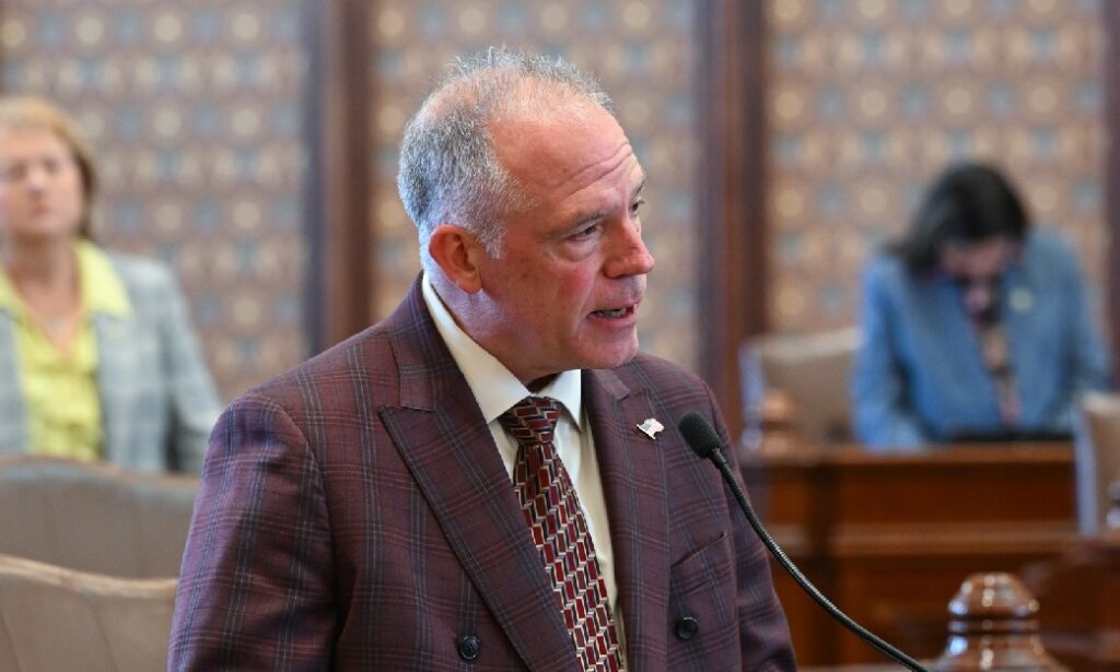 Senator Wilcox on the Senate floor